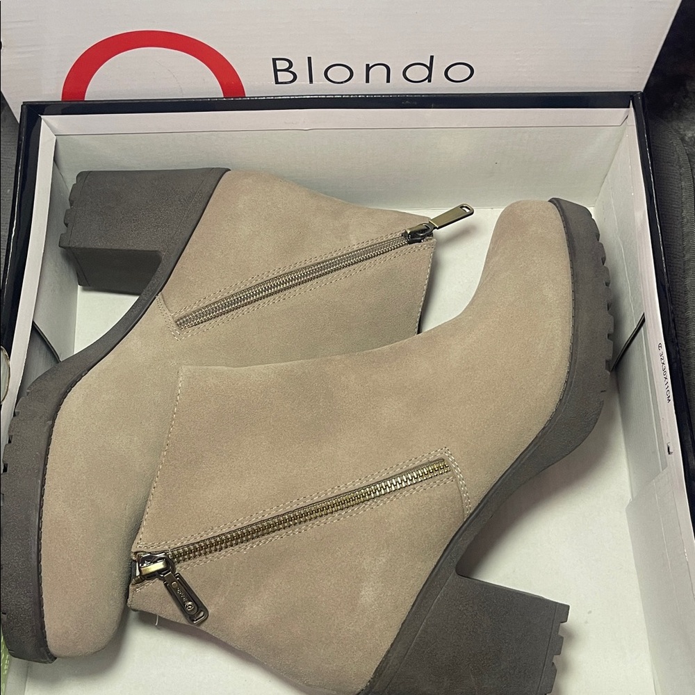 Blondo Taupe Ankle Boots with Zipper